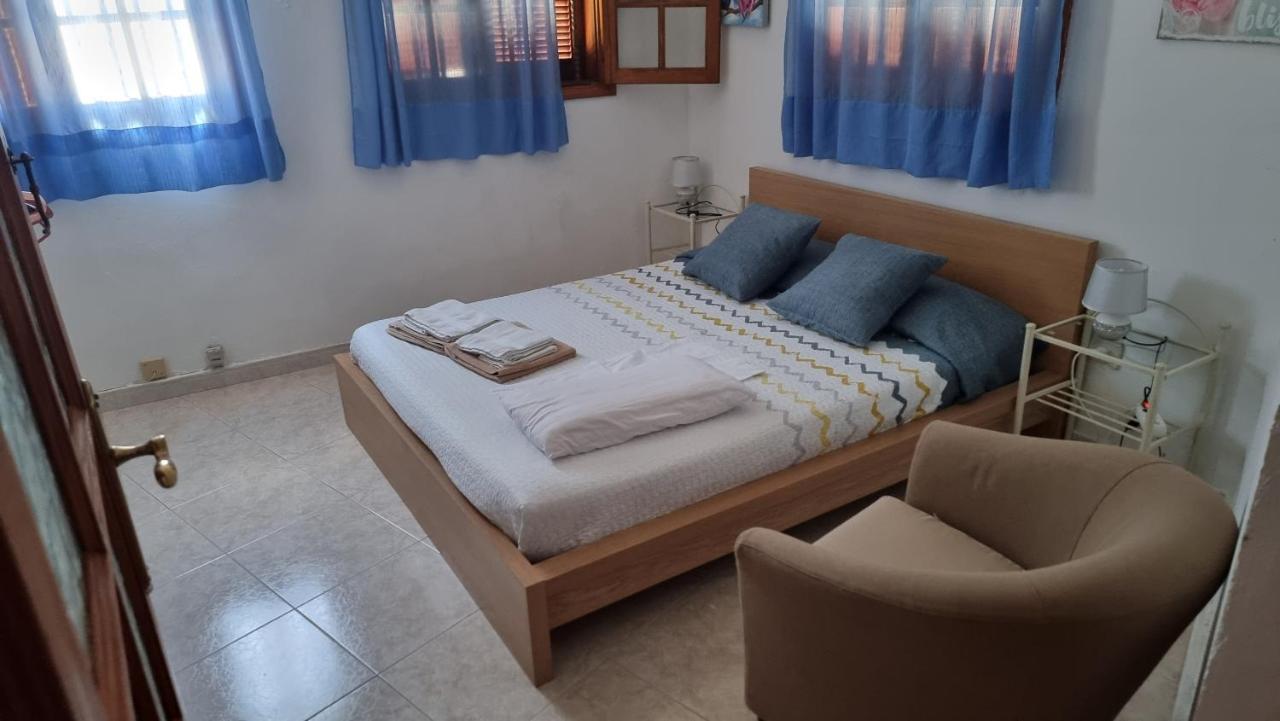 La Palmera1 Casa Al Primer Piso Con 2 Dormitorios - Two Bedroom House On The First Floor --- La Palmera 2 Casa En Planta Baja Con 1 Dormitorio, One Bedroom House On The Ground Floor Agaete  Ngoại thất bức ảnh
